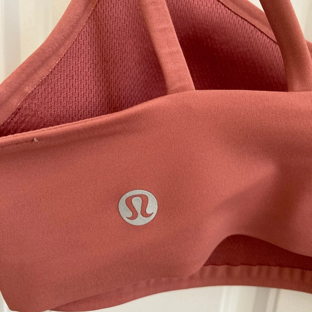 Lululemon Like A Cloud Bra - Picture 3 of 8